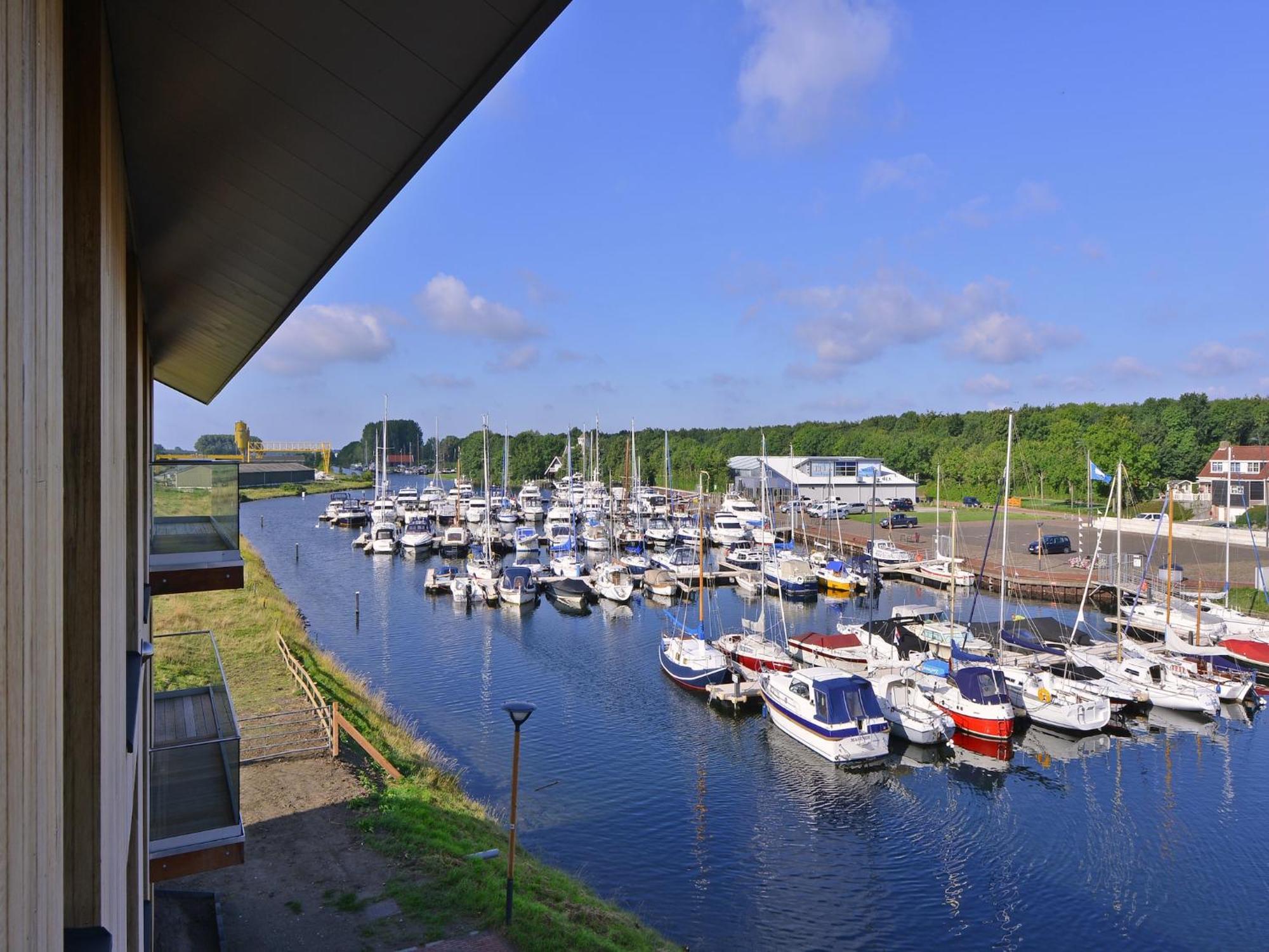 Waterlodge Blue Lagoon On A Jetty For 4 People Kamperland Exteriér fotografie