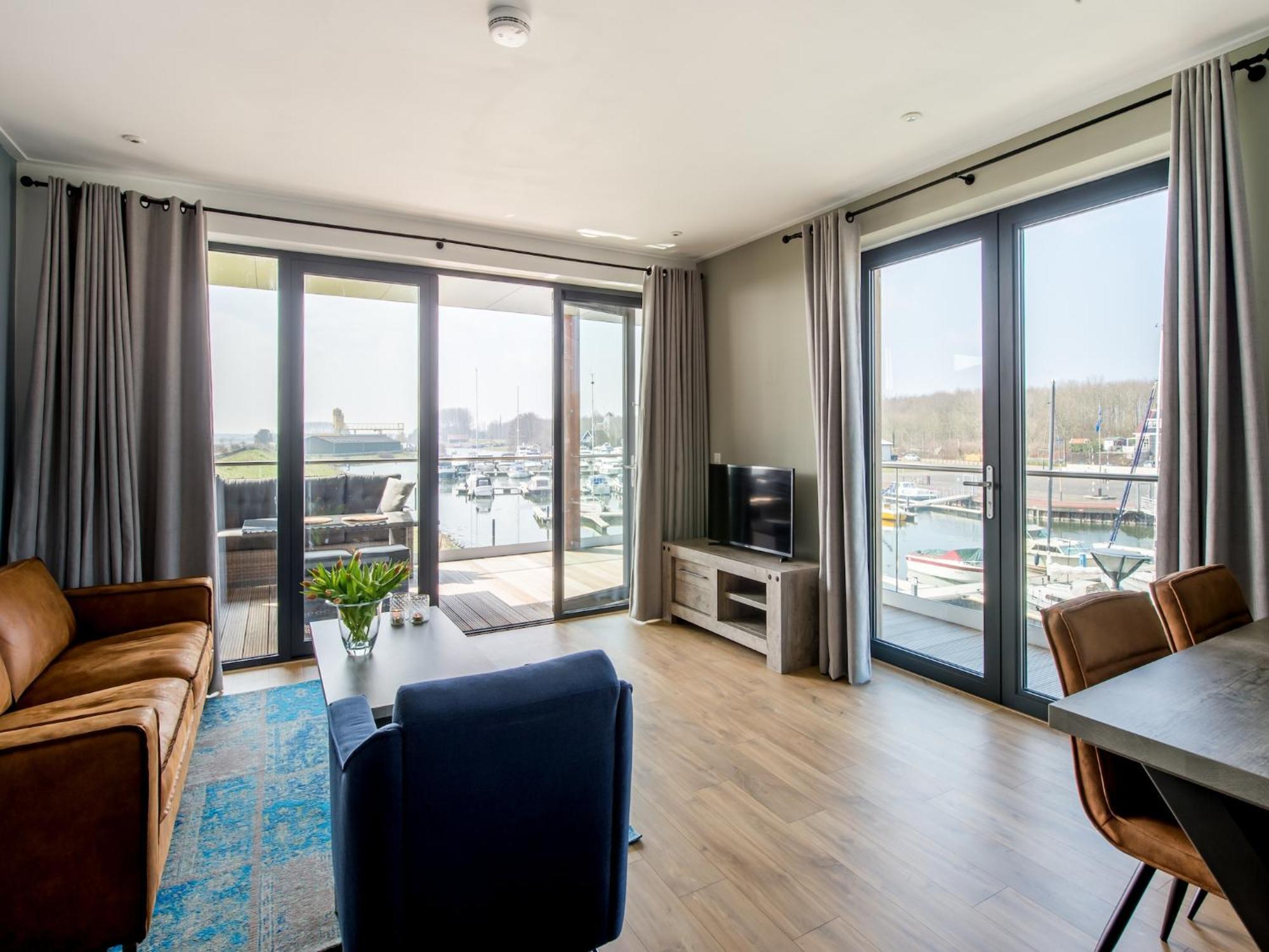 Waterlodge Blue Lagoon On A Jetty For 4 People Kamperland Exteriér fotografie