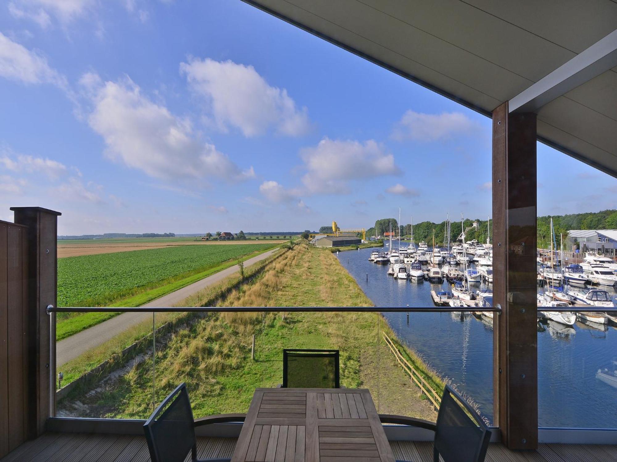 Waterlodge Blue Lagoon On A Jetty For 4 People Kamperland Exteriér fotografie